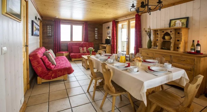 Chalet Sorbier, La Plagne 1800 ski chalet, image 2